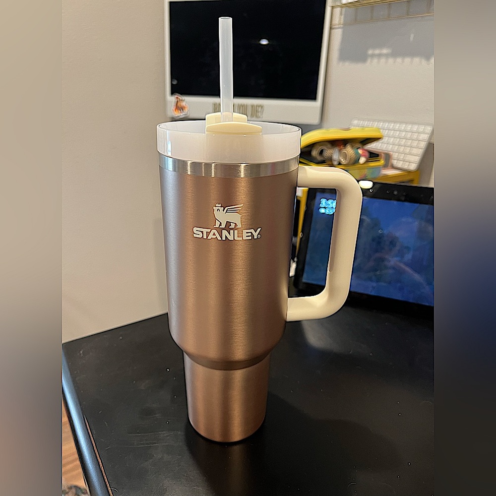 Rose Gold Stanley 40oz tumbler